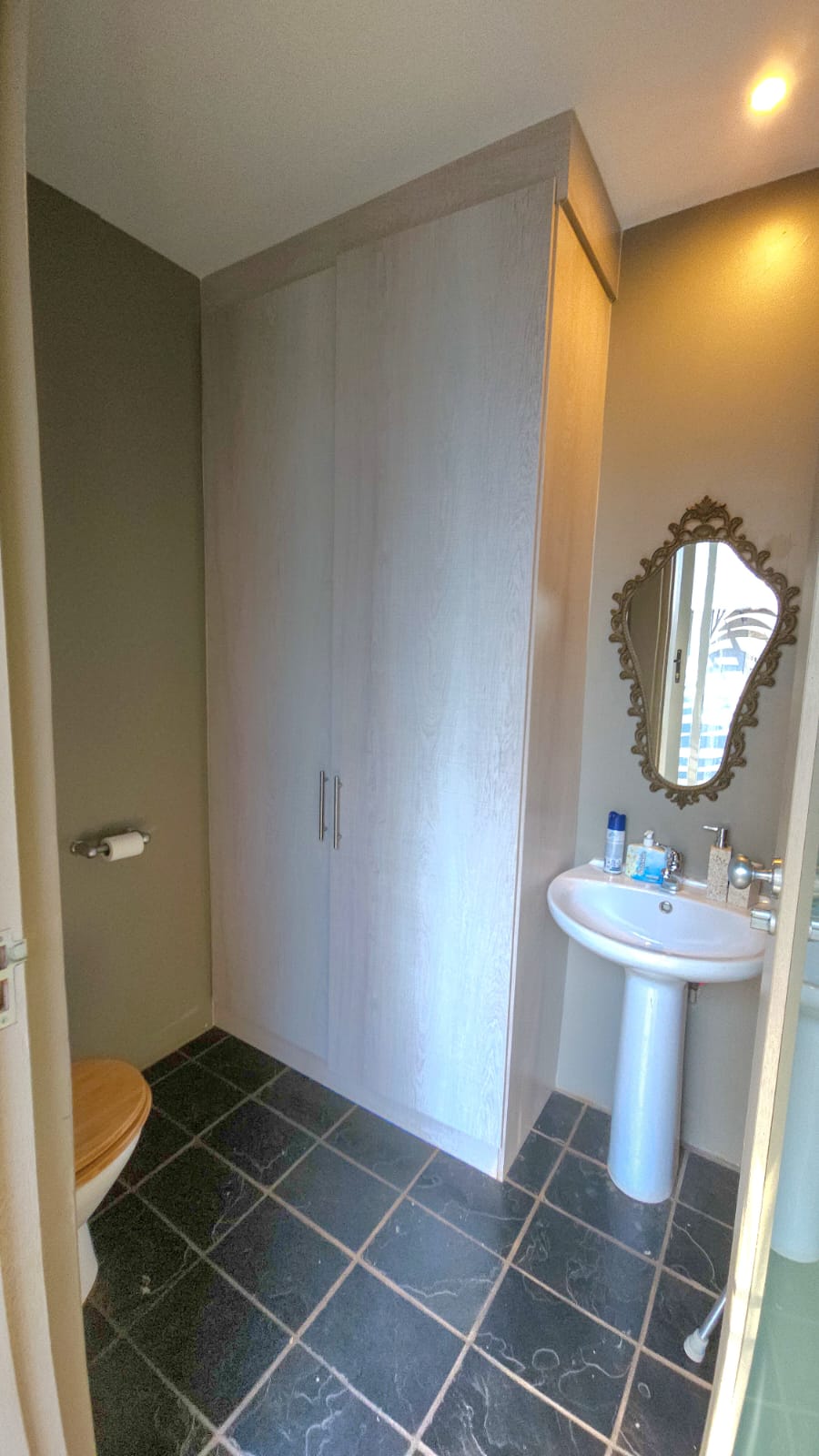 6 Bedroom Property for Sale in Kosmos Ridge North West